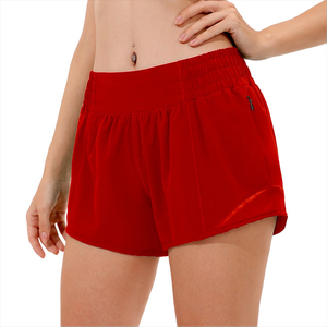 Shorts de course pour femmes avec logo personnalisé du fabricant OEM, vente en gros, shorts de sport taille haute pour femmes avec poche zippée - Product Image 5