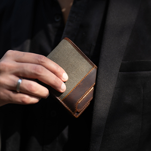 Portefeuille bifold en cuir véritable de haute qualité pour homme, fait main, protection RFID, personnalisation de la marque, léger, multifonction, compétitif - Product Image 1