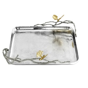 Plateau de service en aluminium avec poignées en forme de branches, plateau rectangulaire couleur argent pour la table de la maison, plateaux de service pour le petit-déjeuner et le dîner - Product Image 1