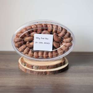 High Quality ISO Certified Organic Roasted Vietnam Dried Cashew <b>Nuts</b> 400g OEM Wholesale Oval Box Unique Buttery Salty Flavor - Product Image 4