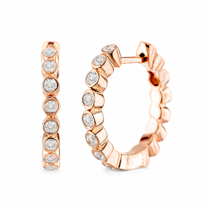 Pendientes de Aro Huggie con Certificación IGI en Oro Puro de 14K, con Diamantes de Burbuja Engastados en Bisel, Regalo de Aniversario para Mujer - Product Image 5