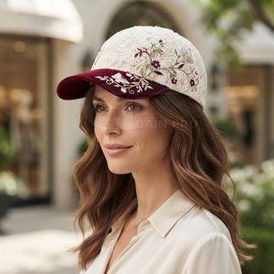 Casquette de baseball élégante en dentelle pour femmes, motif floral, couvre-chef réglable pour tenues d'été décontractées, vêtements de voyage et de plage - Product Image 3
