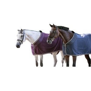 Couvertures de cheval équestre d'hiver confortables de haute qualité tapis en molleton imperméable Logo personnalisé meilleur prix matériel de maille d'équitation - Product Image 1