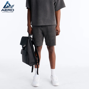 Shorts en molleton de coton légers pour homme, design unique, couleur grise, légers, faciles à porter, nouvelle tendance, coupe confortable avec poche latérale - Product Image 3