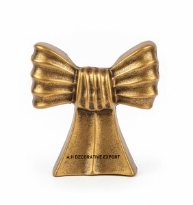 Sculpture de table en métal de luxe, nœud papillon artisanal |   Décoration d'intérieur contemporaine en ruban doré antique, idées de cadeaux de mariage - Product Image 1