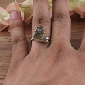 Wholesale 925 Sterling Silver Lemon Quartz Classic Wedding Dainty Yellow Gemstone Eternity Band Women Stackable <b>Finger</b> <b>Ring</b> - Product Image 3