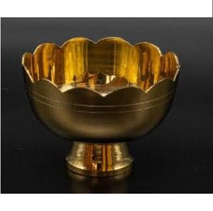 Bol de service pour la maison et les voyages, aspect attrayant, sculpté à la main, bol décoratif en métal pour servir les aliments, vaisselle pour tous les jours - Product Image 3