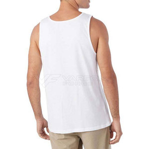 Débardeur de sport pour hommes, haute performance, idéal pour les aventures en plein air et les entraînements - Product Image 4