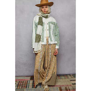 เสื้อแจ็คเก็ตและโค้ตเดนิมปะติดปะต่อพิมพ์ลายดอกไม้สำหรับผู้หญิง Veloro รุ่น S - Product Image 1