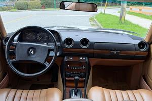 Mercedes-Benz 300D Turbo Diesel de 1984 - Product Image 4