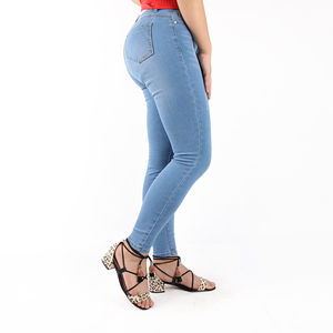 Pantalones Vaqueros de Mezclilla Azul Elásticos de Gran Tamaño para Mujer, de Alta Calidad, con Logotipo Personalizado - Product Image 5