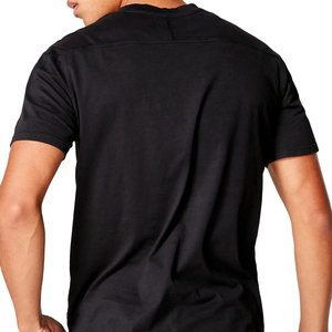 T-shirt pour homme à col en V noir, manches courtes, coupe classique, décontracté, 100% coton jersey, couleur unie, design avec poche sur le devant - Product Image 5