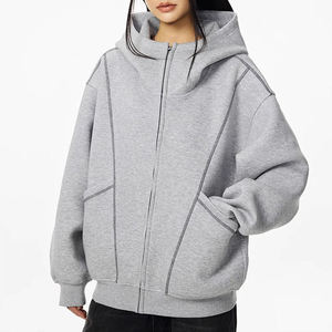 Sudadera con Capucha y Cremallera Oversize para Mujer Squf Sports, Gris Sólido, Tejido de Algodón Transpirable, Diseño con Bolsillo Frontal con Logotipo, Invierno - Product Image 2