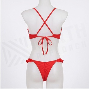 Ensemble de bikini rouge à volants North Approach pour femme, maillot de bain deux pièces bandeau avec bas string, couleur unie, tissu extensible - Product Image 2