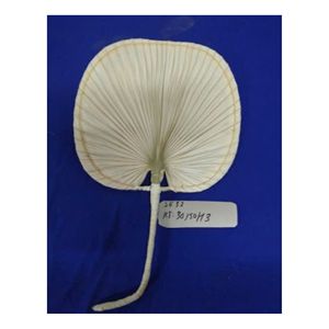 Éventail en feuille de palmier de haute qualité, tissé à la main, fournisseur du Vietnam pour les boutiques de cadeaux, la décoration et la planification d'événements - Product Image 2