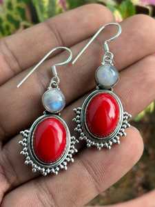 Boucles d'oreilles pendantes faites à la main en argent sterling 925 avec corail et pierre de lune, style vintage bohème, pierres précieuses du sud-ouest - Product Image 4