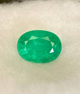 Esmeralda Natural de Corte Ovalado, Piedra Preciosa Verde Suelta para Joyería, Piedra de Nacimiento de Mayo, Excelente Calidad Rara, Certificada por Terceros - Product Image 2