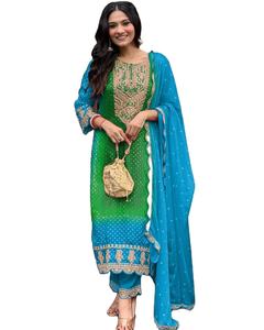 Gujarati Style Culturel Bandhani Imprimé Belle Broderie Cou Conception Genou Longueur Kurti & Pent Avec Dupatta Ensemble Pour Adulte - Product Image 1