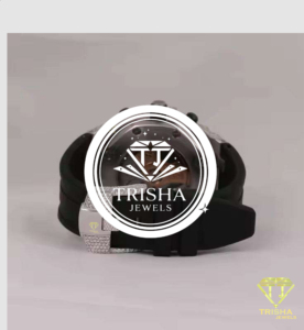Reloj Exclusivo Completamente Adornado con Diamantes Moissanite, Correa Negra y Engaste de Piedras VVS de Primera Calidad - Product Image 3