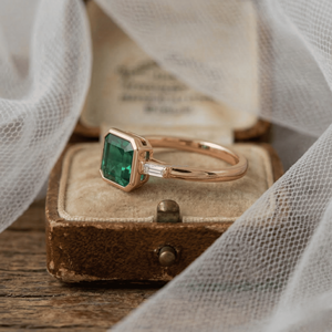 Luxury 925 Silver Emerald and Moissanite <b>Cushion</b> Green Gemstone Fine Moissanite Jewelry Engagement <b>Ring</b> - Product Image 1