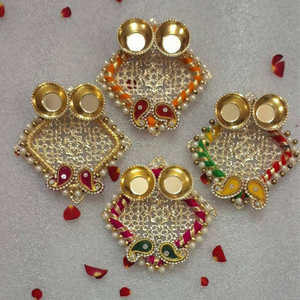 Diya en métal double motif cachemire en gros |   Porte-bougie traditionnel indien Kalki |   Cadeaux de mariage ethniques et décorations de Diwali - Product Image 5