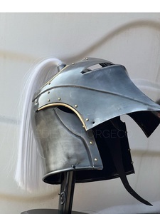 Casco de Caballero Medieval con Acabado en Latón, Armadura de Acero con Pluma y Visera Abierta, Vanguard Winged - Product Image 5