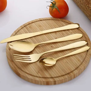 Ensemble de couverts inspiré des rituels ancestraux sacrés, conçu pour des tables significatives, des accueillies intentionnelles et des cérémonies consciencieuses. - Product Image 1