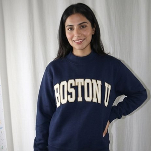 Sudadera universitaria de cuello alto Boston U al por mayor, jersey personalizado con letras universitarias, para invierno y otoño, estilo universitario/campus - Product Image 2