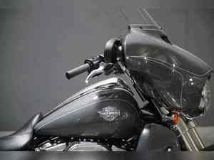 Motocyclettes de tourisme haut de gamme Harley-Davidson FLHXS Street Glide Special 2022 d'occasion, ChromeFlow SmoothRide PowerTorque US - Product Image 2