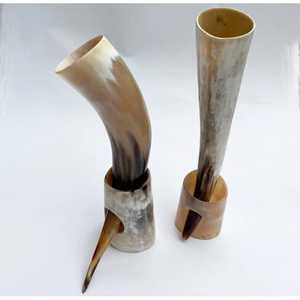 Jarra de Cuerno Vikinga Estilo Nórdico, Hecha a Mano, de Cuerno Natural, Ecológica, para Cerveza, Jarra Moderna para Cerveza Ale, Tradicional Escandinava - Product Image 3
