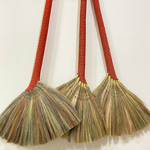 Balai à herbe de haute qualité, écologique et durable, à poils doux, design portable, manche en plastique, pour le nettoyage des toilettes et des meubles - Product Image 1