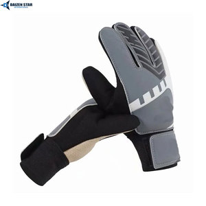 Premium Latex Goalkeeper Gloves Strong Grip Breathable Soccer Goalie Gloves <b>Custom</b> <b>Logo</b> - Product Image 6
