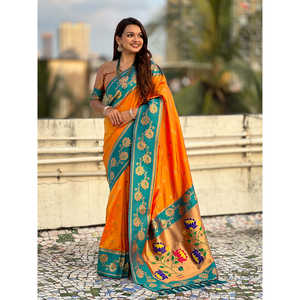 Sari Paithani de Seda Suave Naranja Elite Weaves con Diseño de Loto, Ropa India y Pakistaní, 650g - Product Image 1