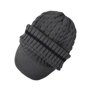 Casquette de newsboy en tricot gris foncé pour homme, chapeau d'hiver à visière plate avec bord court et bande contrastante - Product Image 6