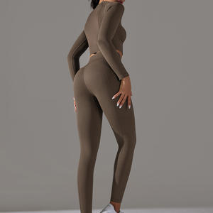 Ensemble de yoga sans couture personnalisé pour femmes, leggings de sport et soutien-gorge de sport, haute respirabilité, ensembles de sport pour femmes avec option de logo - Product Image 4