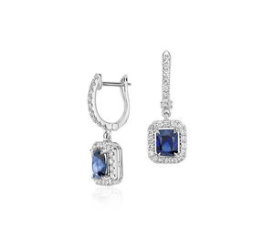 Pendientes colgantes de oro de 10 quilates con zafiro azul radiante y diamantes halo (naturales) - Product Image 1