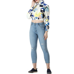 Sweat-shirt à capuche court zippé en polaire pour femme, coupe oversize, style streetwear, pour la gym et l'entraînement, logo personnalisé, vente en gros OEM - Product Image 4