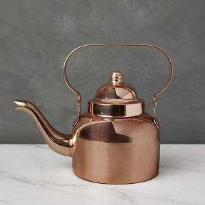 Bouilloire en cuivre artisanale de qualité supérieure avec poignée en bois artistique pour un service de thé élégant et une décoration intérieure, décoration pour hôtels et restaurants - Product Image 1
