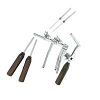Distracteur cervical en acier Caspar avec tournevis, instruments chirurgicaux pour interventions de chirurgie de la colonne vertébrale par SURGINEXA
