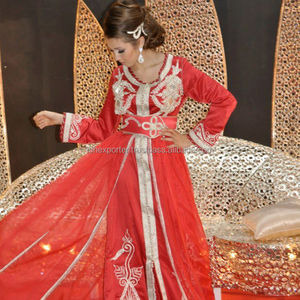 Caftán rojo de cuello redondo estilo vestido largo con bordado de plata y trabajo de encaje con cinturón más popular en Dubai - Product Image 1