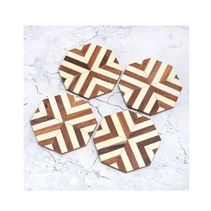 Sous-verres de table en os incrusté de style designer pour tasses à café, verres à thé, espaces repas et décoration intérieure élégante - Product Image 1