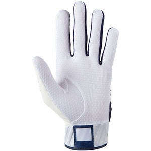 Gants de frappe de baseball conçus pour des transitions fluides, offrant une rembourrage équilibré, une flexibilité et un confort pour des coups sûrs. - Product Image 2