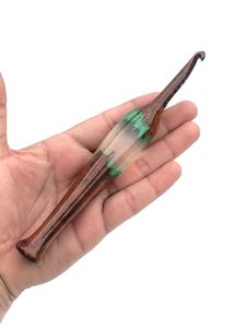 Aguja de Ganchillo de Resina y Madera con Acabado Liso, Aguja Duradera Hecha a Mano para Proyectos de Ganchillo y Tejido - Product Image 2