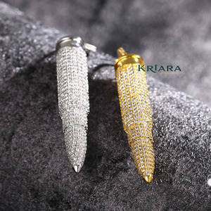 Colgante de Plata 925 Chapado en Oro de 22k con Incrustación de Moissanita de Corte Brillante Redondo, Estilo Hiphop Unisex para Uso Diario - Product Image 4