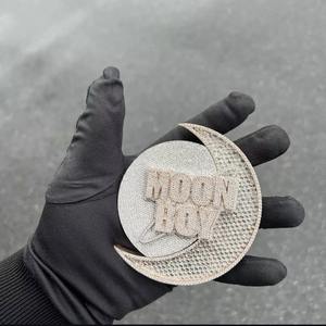 Compre un Colgante con Letra de Moissanita Iced Out_ Joyería Hip Hop Personalizada de Plata de Ley 925 en Línea - Product Image 2