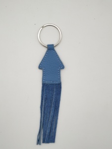 High Quality Customized <b>Keyrings</b> Durable Cartoon Style House Shaped Fringes Fashionable Keychain Pendant Gift Charm Wholesale - Product Image 3