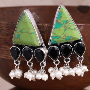 Boucles d'oreilles en laiton oxydé argenté, style bohème tribal, onyx, pour amoureux |   Bijoux ethniques avec perles pendantes |   Boucles d'oreilles pendantes indiennes faites à la main pour femmes - Product Image 5