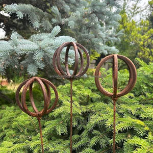 Piquets de jardin en fer finition vintage pour la décoration de la cour, supports de plantes en métal résistants aux intempéries, accessoires de jardin durables - Product Image 2