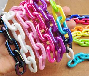 Chaîne murale décorative en résine, maillons larges, style moderne, mélange de couleurs, faite à la main, punk, creuse, grosse et longue, pour la décoration intérieure - Product Image 1