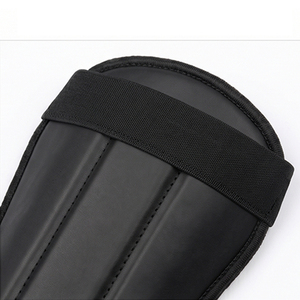 Espinilleras de Fútbol Personalizadas al Por Mayor a Precio Económico, con Logotipo, Tamaño y Color Personalizados, Diseño Popular, Ligeras - Product Image 6